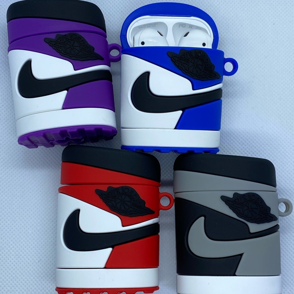 Air Jordan 1 AirPods Cases